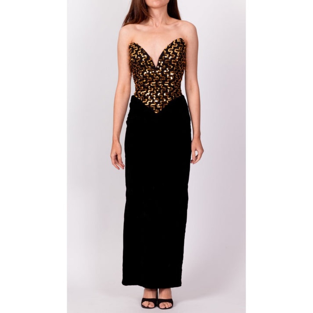 Gunne Sax by Jessica McClintock Black Velvet Gold Sequin Deep V Neck Maxi Dress